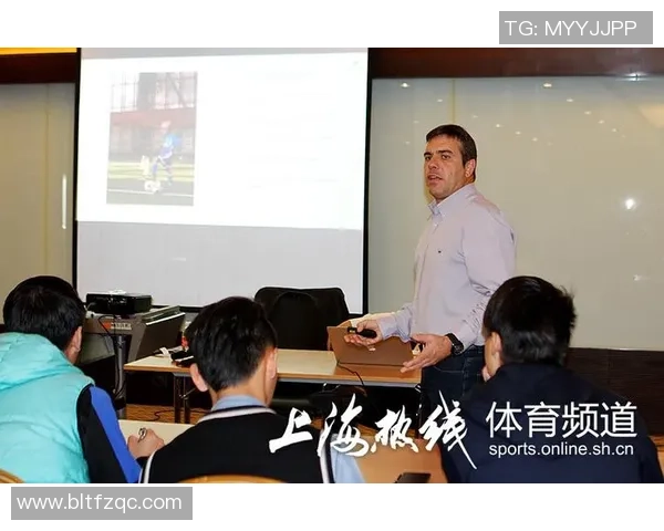 刘军独家揭秘足球技巧与战术心得分享助你提升球技